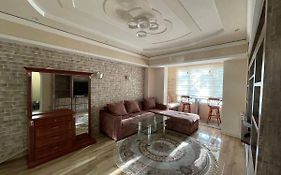 1 Bedroom Stylish Apartment In Tsum